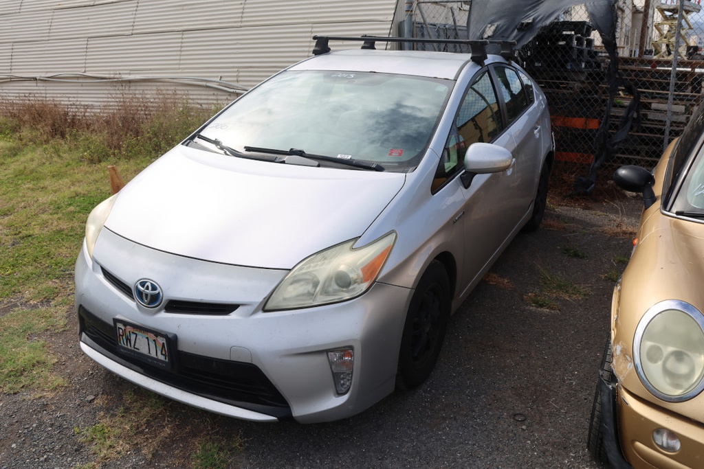 TOYT Prius 2013 RWZ114