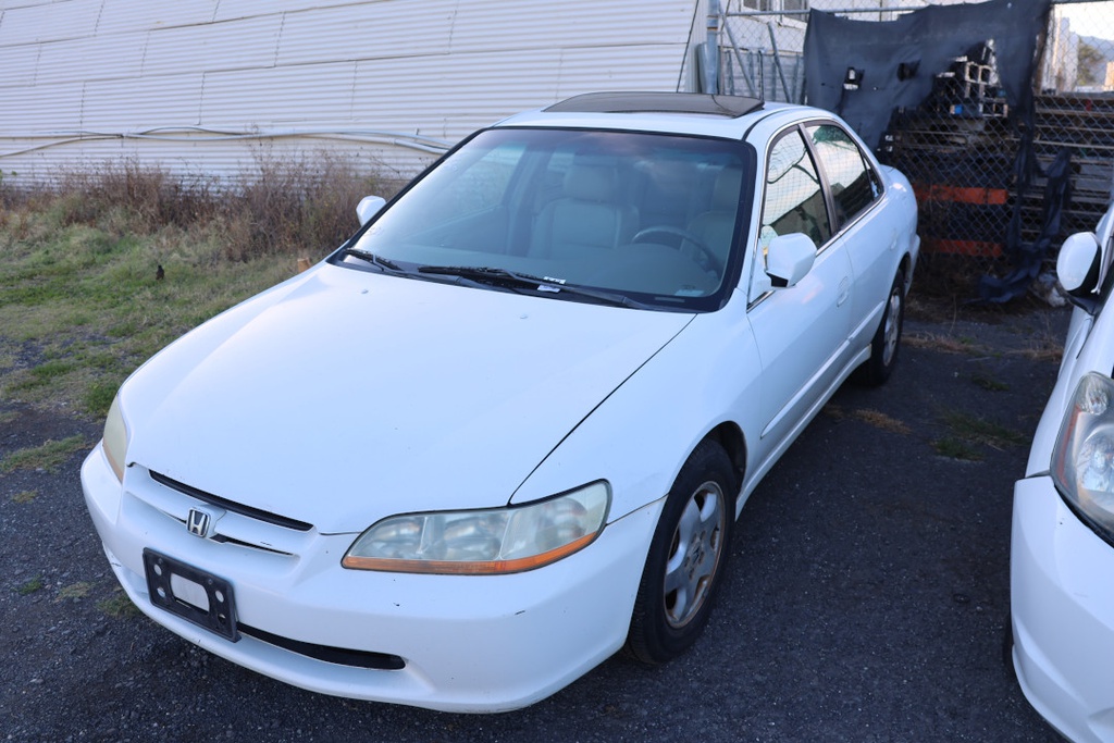 HOND Accord 2000 RGZ815