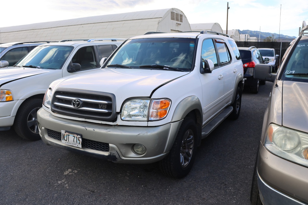 TOYT Sequoia 2004 NJT715