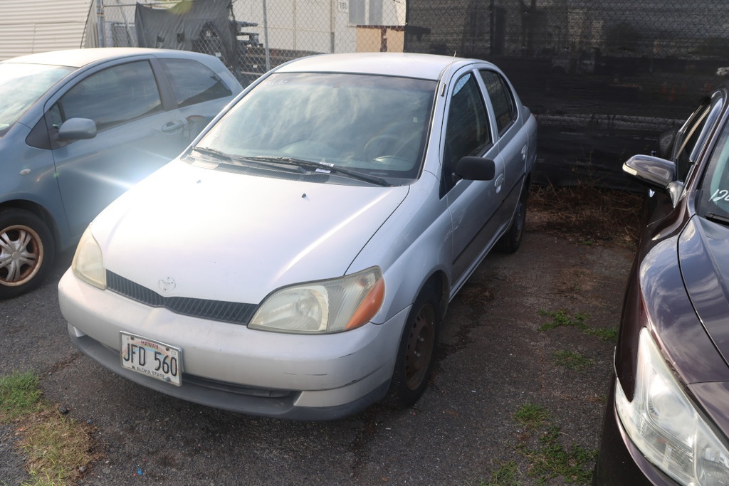 TOYT Echo 2000 JFD560