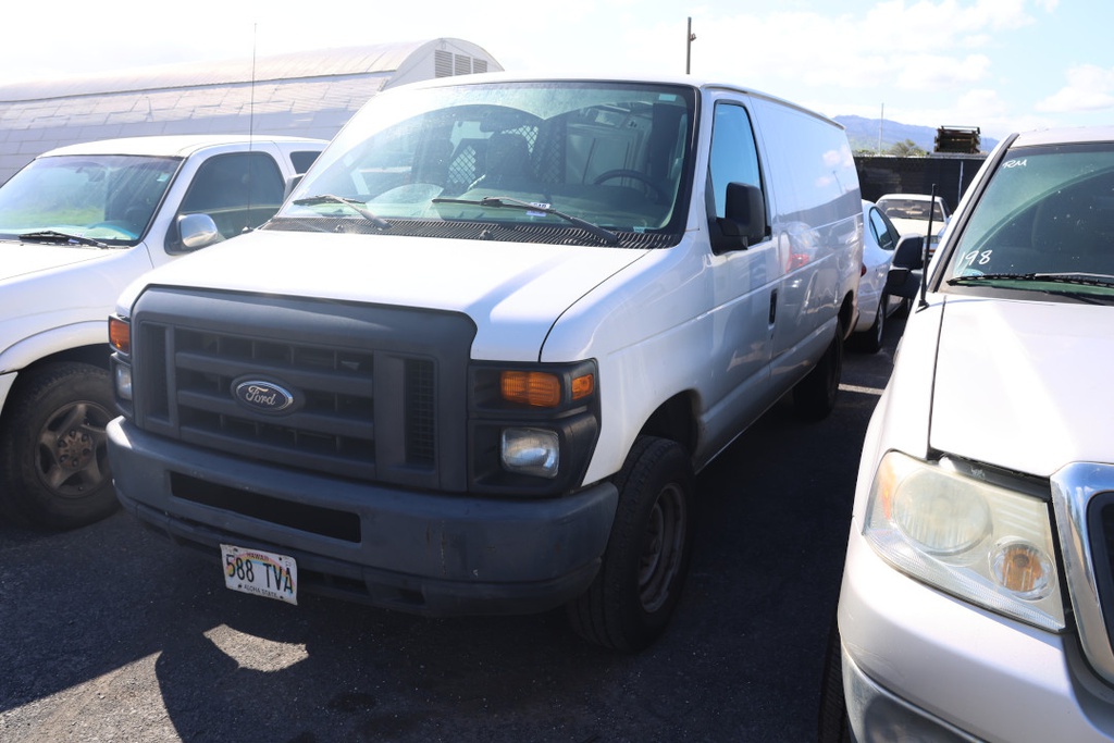 FORD E-150 2013 588TVA