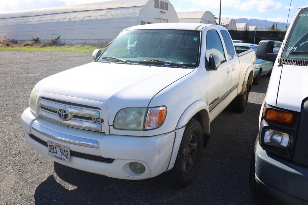 TOYT Tundra SR5 2003 SBA942