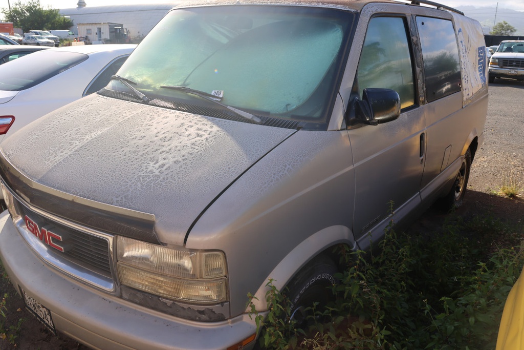 GMC Safari 1999 GXW542-99
