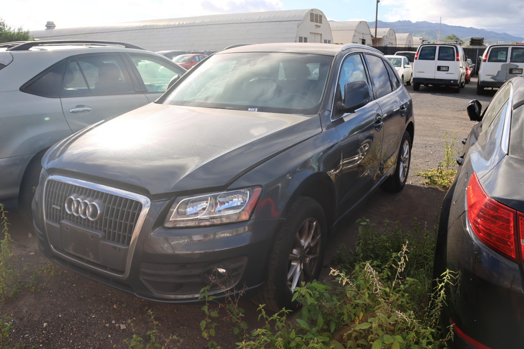 AUDI Q5 2011 WCF808