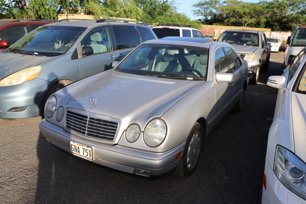 MERZ E320 1997 GNA751