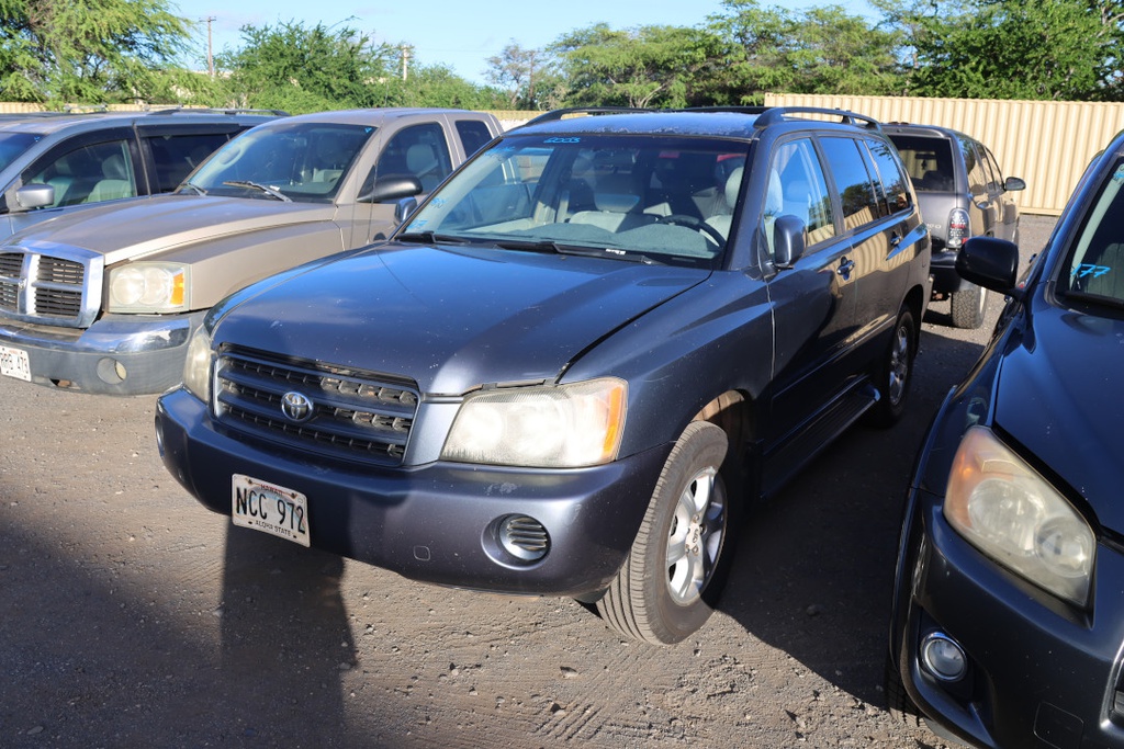 TOYT Highlander 2003 NCC972