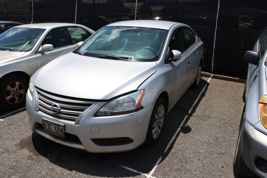 NISS Sentra 2014 SJG684-EE