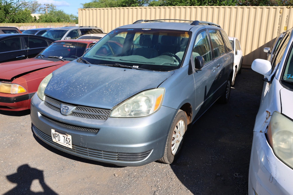 TOYT Sienna 2004 NPD762