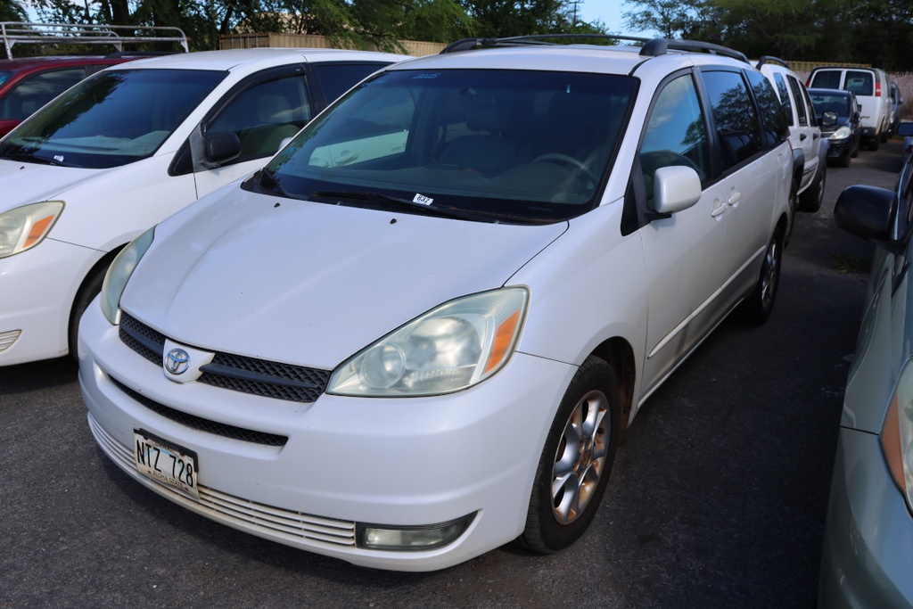 TOYT Sienna 2005 NTZ728