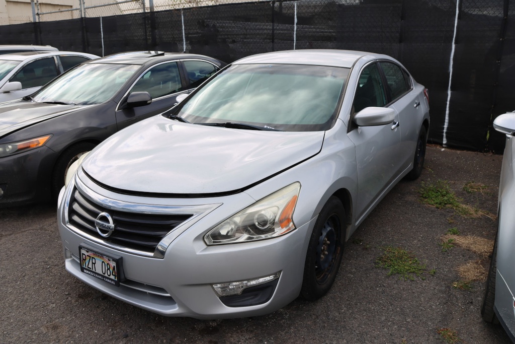 NISS Altima 2013 RZR084
