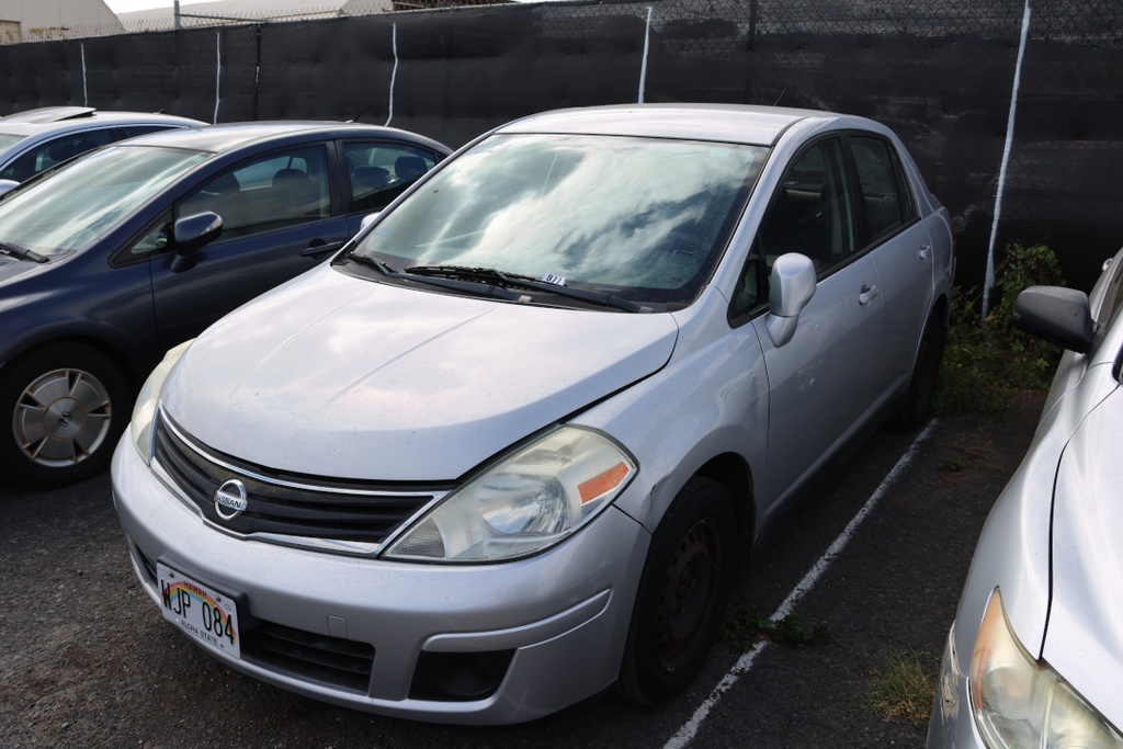 NISS Versa 2011 WJP084