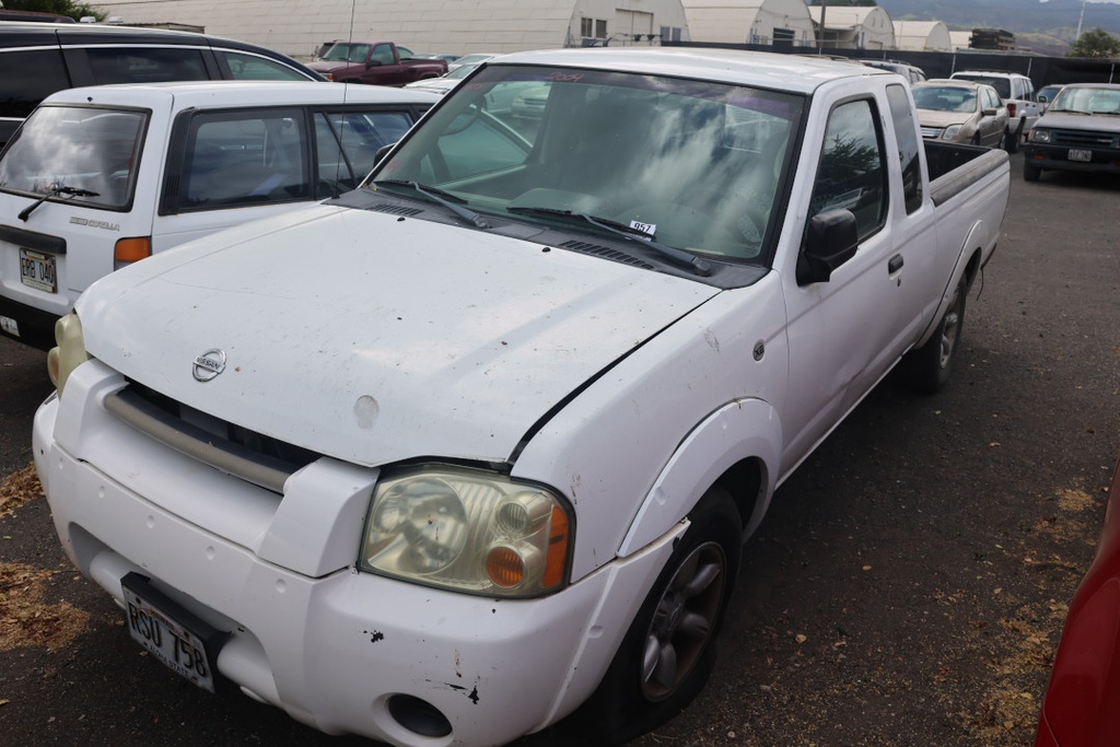 NISS Frontier 2004 RSU758