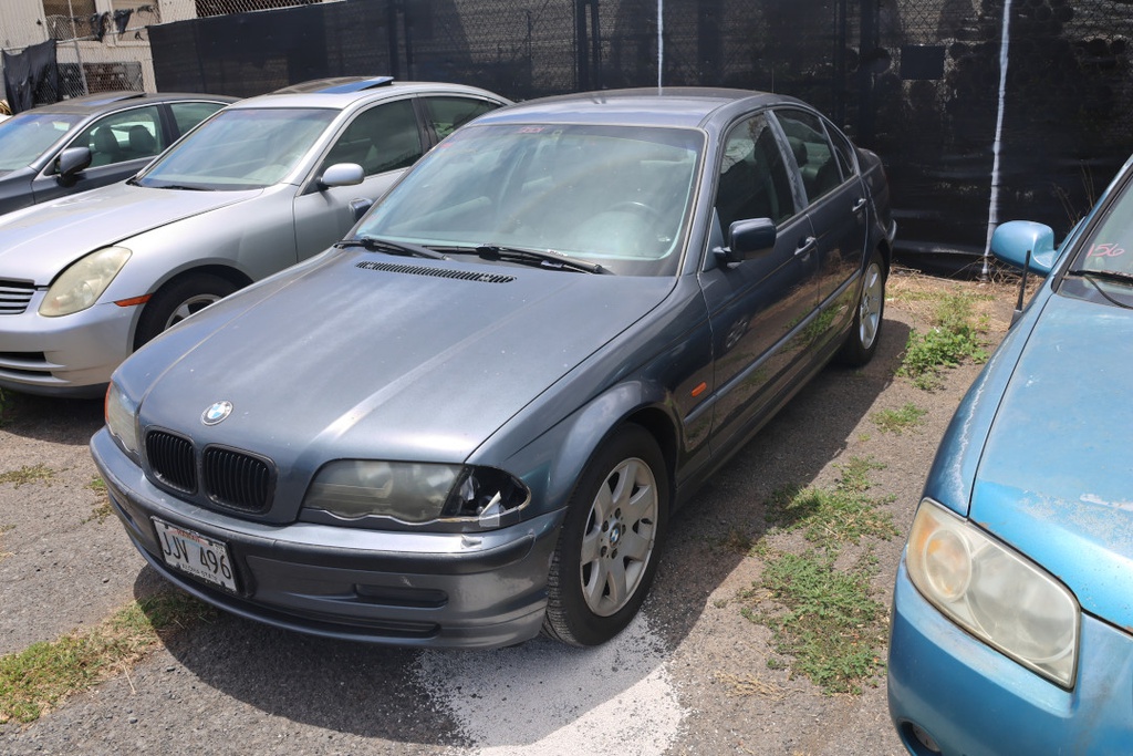 BMW 325i 2001 JJV496-II