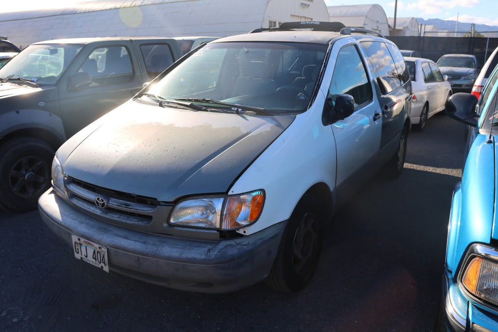 TOYT Sienna 1998 GTJ404