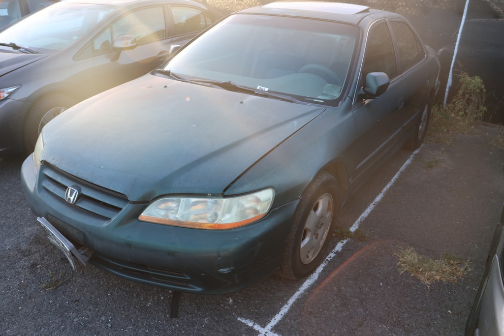 HOND Accord 2002 NFB444