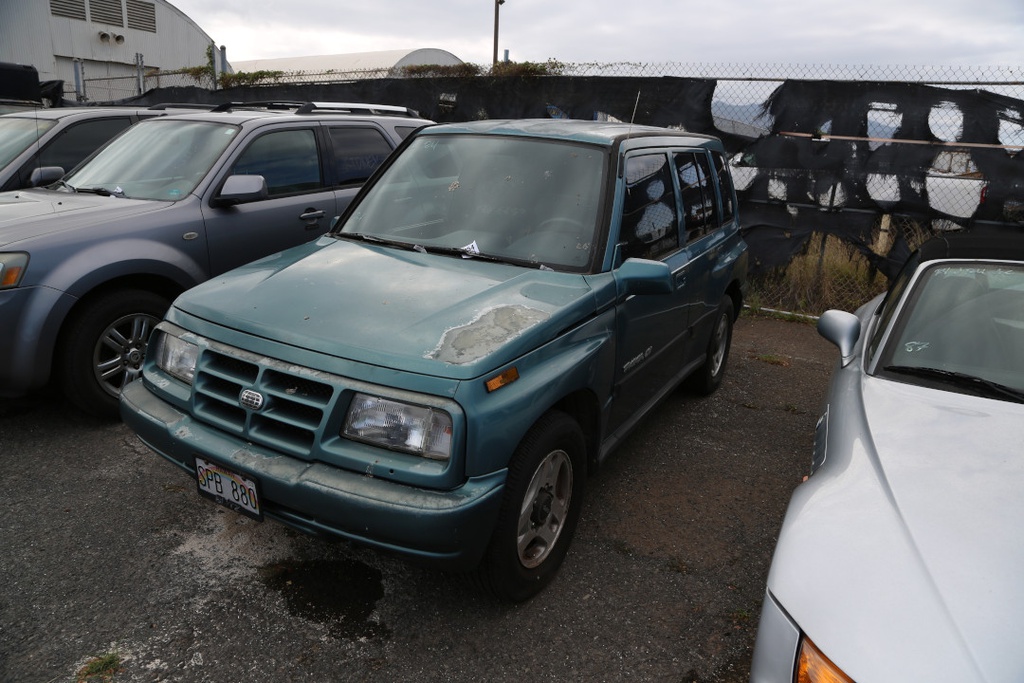 GEO Tracker 1996 SPB880