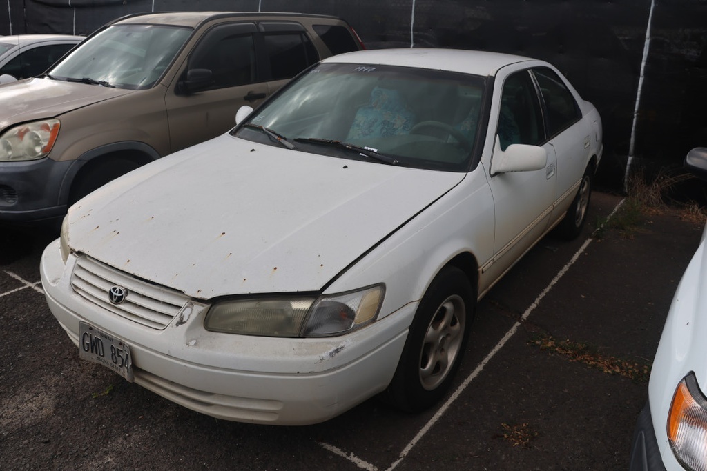 TOYT Camry 1997 GWD854