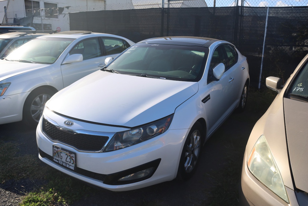KIA Optima 2011 RNG235