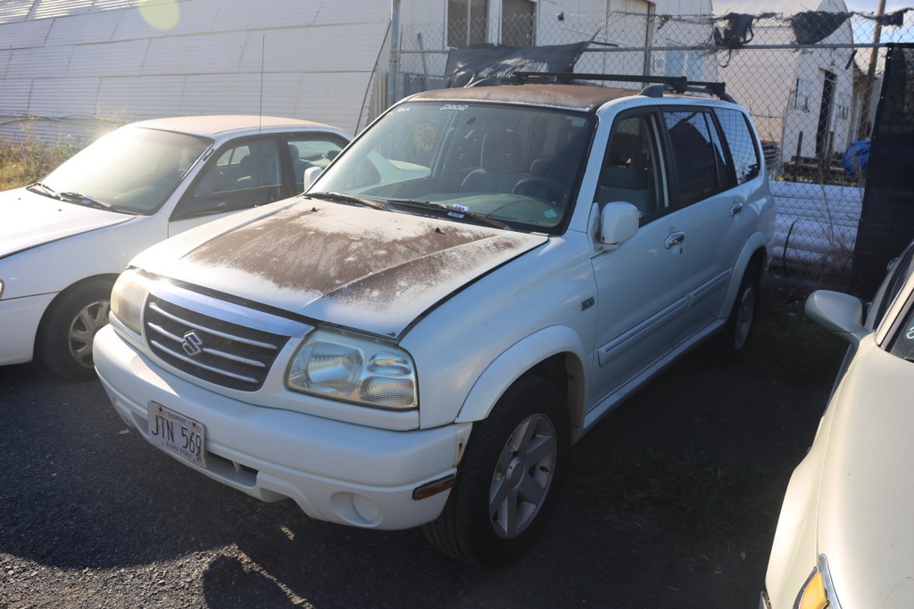 SUZI XL7 2002 JTN569