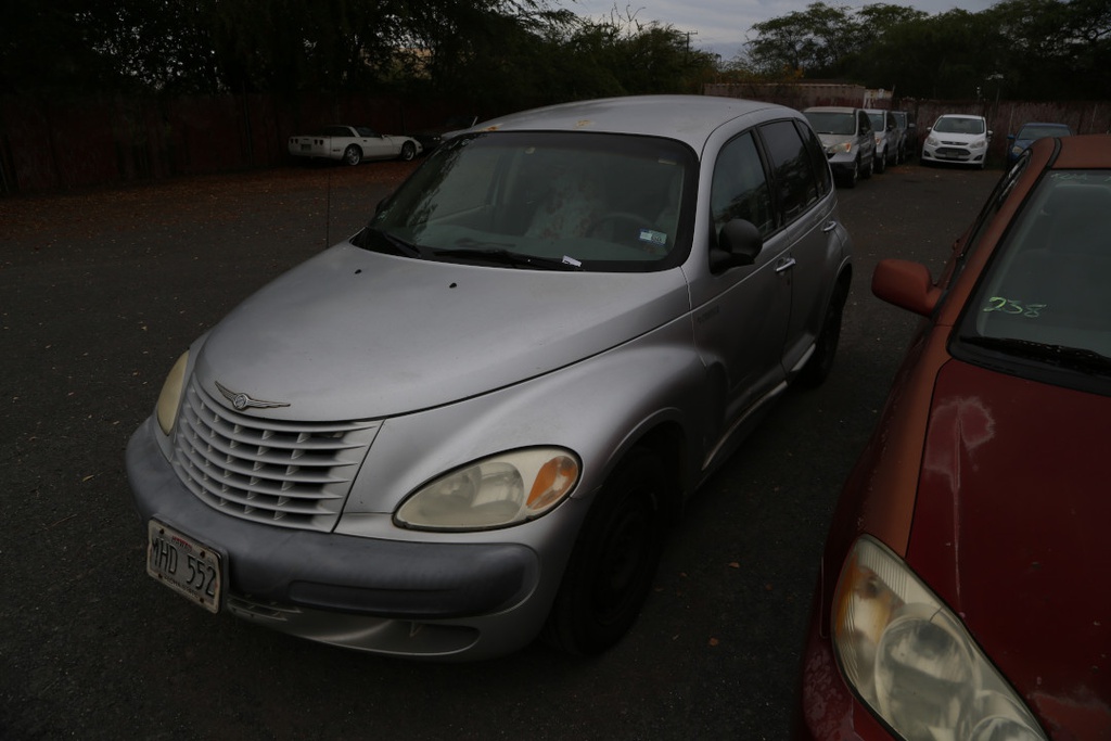 CHRY PT Cruiser 2001 MHD552