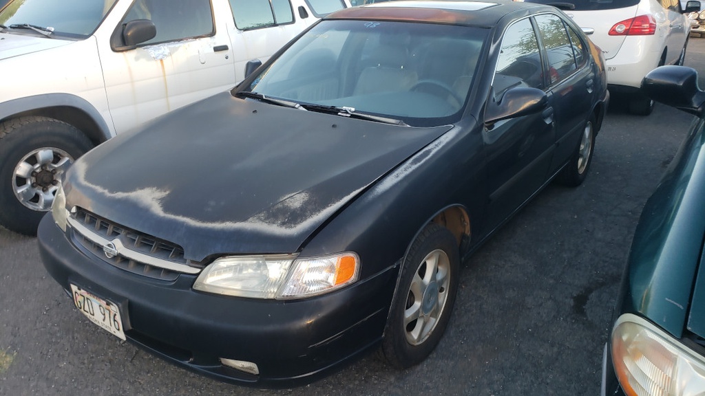 NISS Altima 1999 GZD976-RR