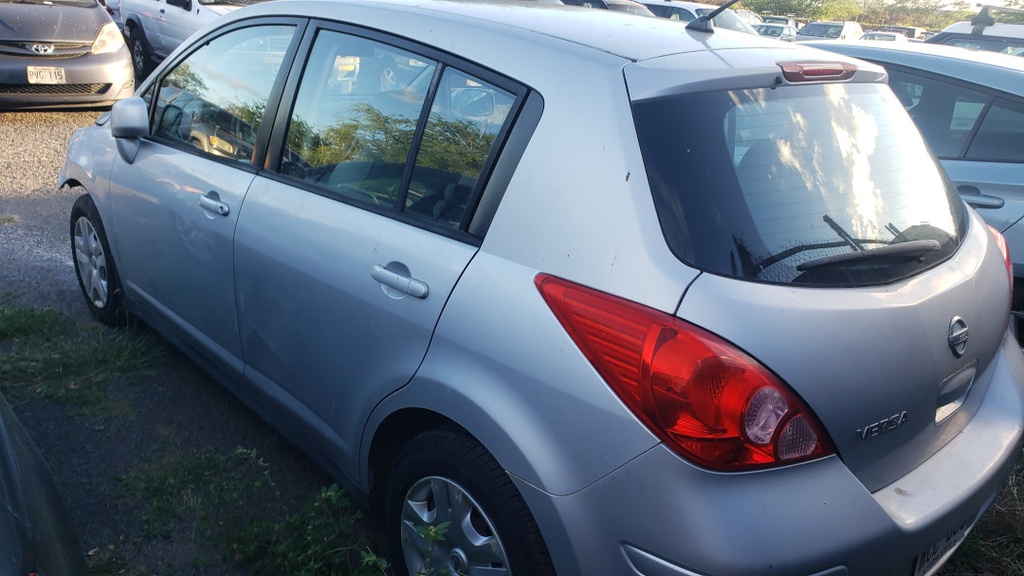 NISS Versa 2010 RCC063