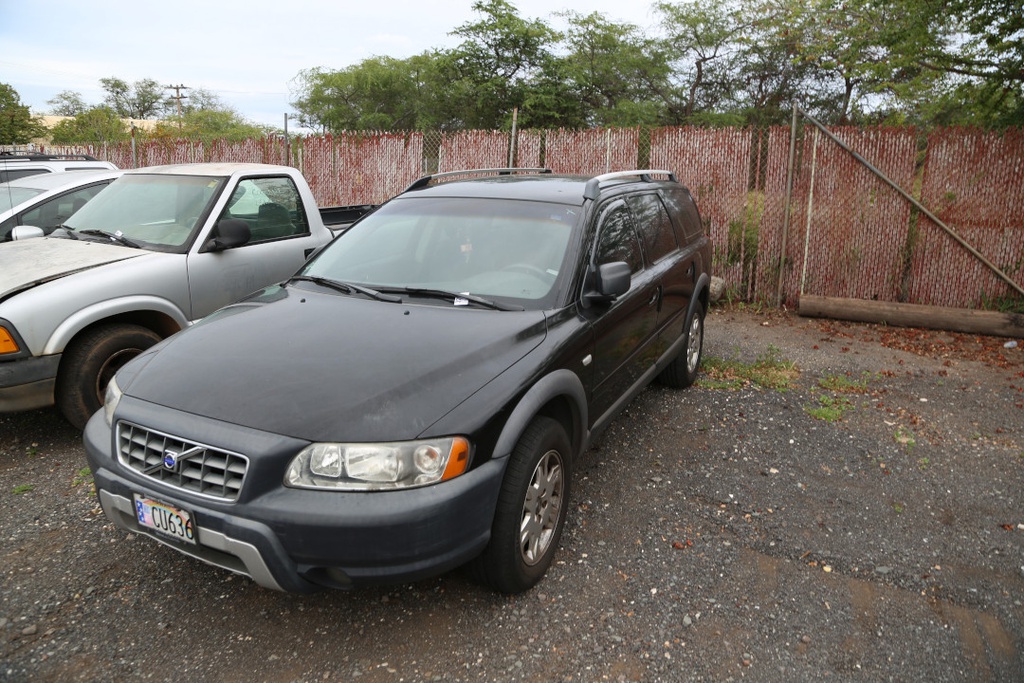 VOLV XC70 2005 CU636