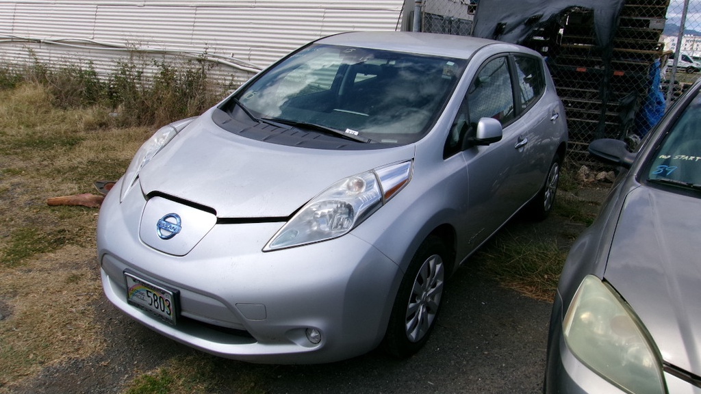 NISS Leaf 2015 EV5803