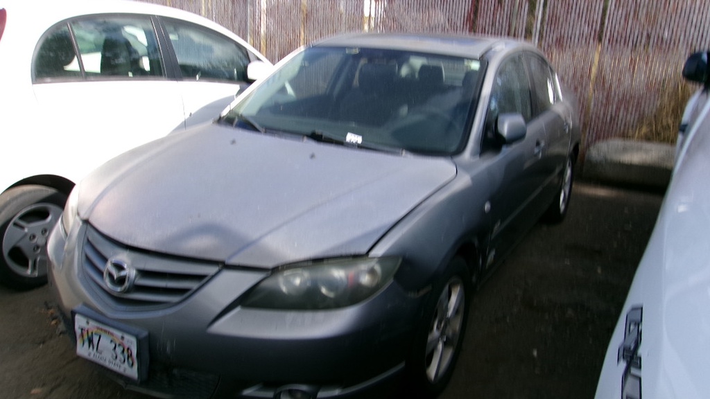 MAZD 3 2005 TWZ338