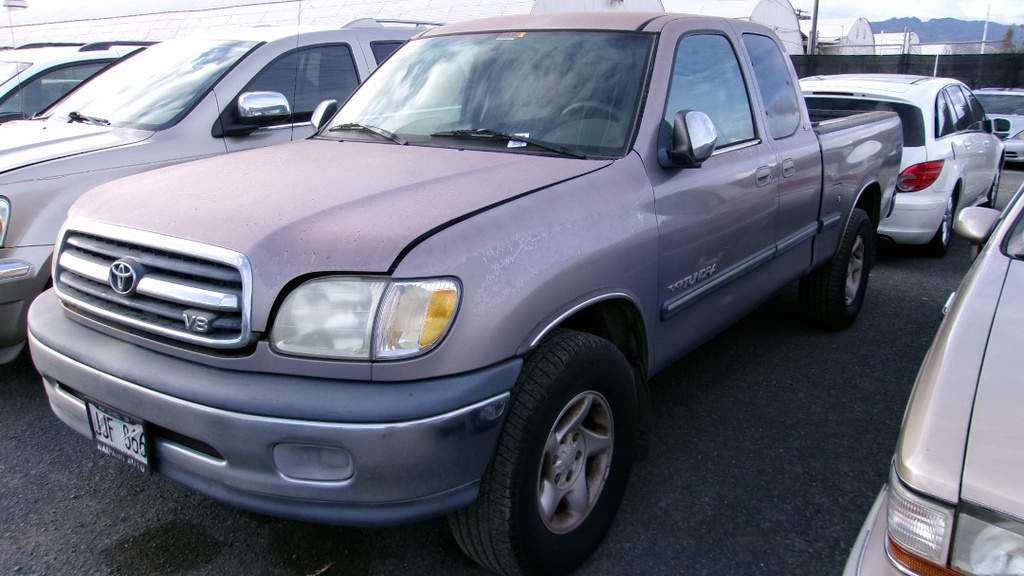 TOYT Tundra 2001 JJF866