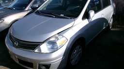 NISS Versa 2011 TSV125