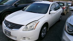 NISS Altima 2012 RRR717