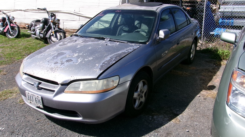 HOND Accord 2000 JJJ616