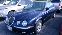 JAGU S-Type 2001 JXT956