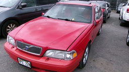 VOLV S70 T5 1998 TPZ228