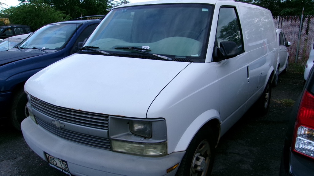 CHEV Astro 2005 605TSB-44