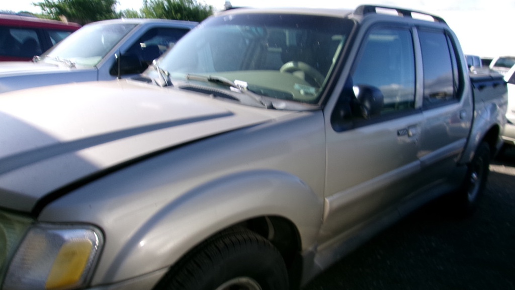 FORD Explorer Sport Trac 2004 HEB070