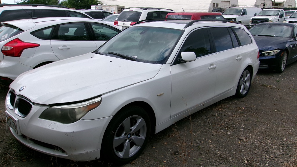 BMW 530xi 2006 NYV938-77