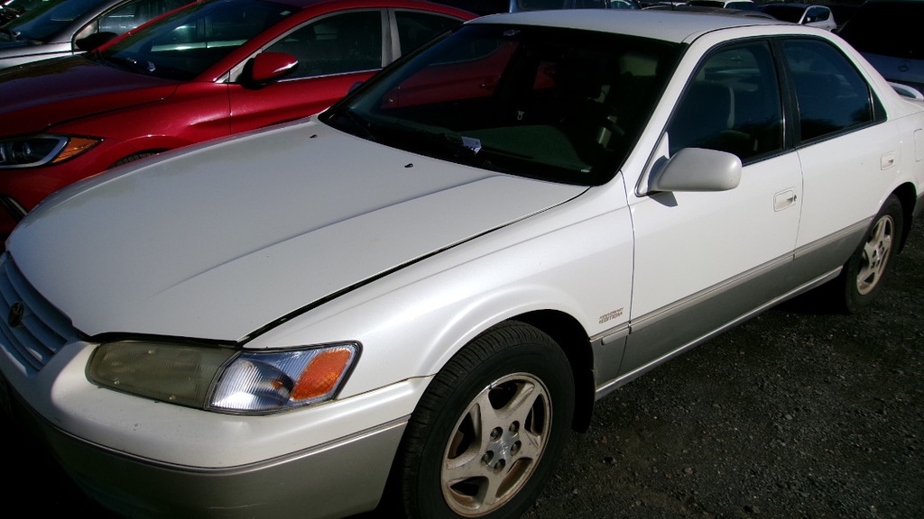 TOYT Camry 1998 GVY986