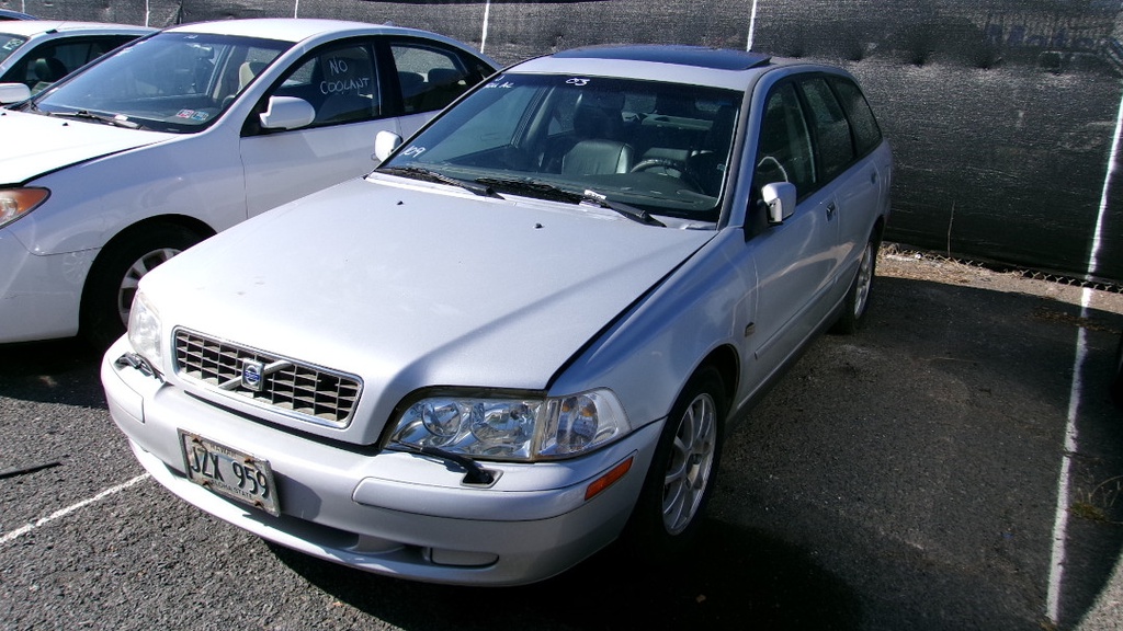 VOLV S40 2003 JZX959