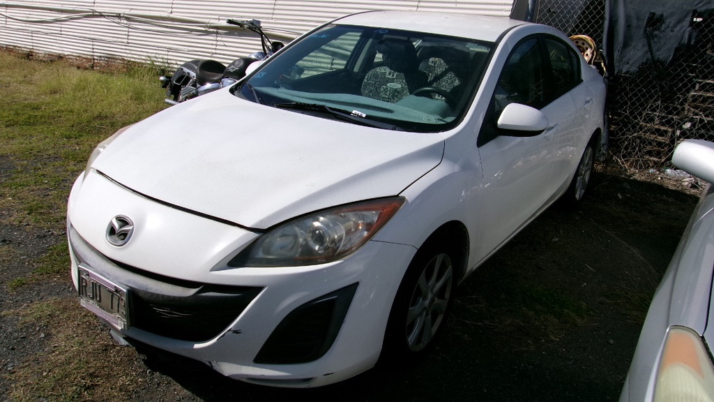 MAZD 3 2010 RJU773