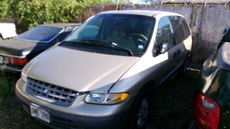 PLYM Voyager 1998 GWD086