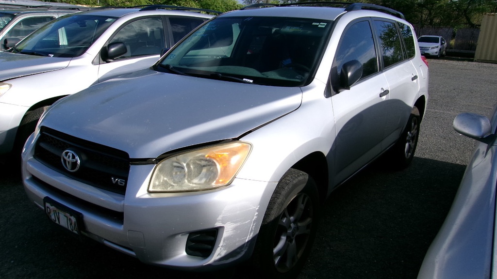 TOYT Rav4 2011 RJV784