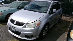 SUZI SX4 2011 RRX548