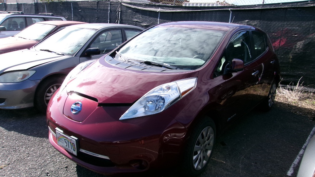 NISS Leaf 2017 EV511D