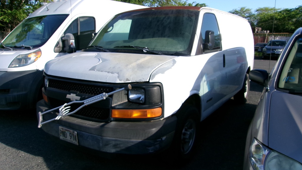 CHEV Express 2500 2004 PND914-FF