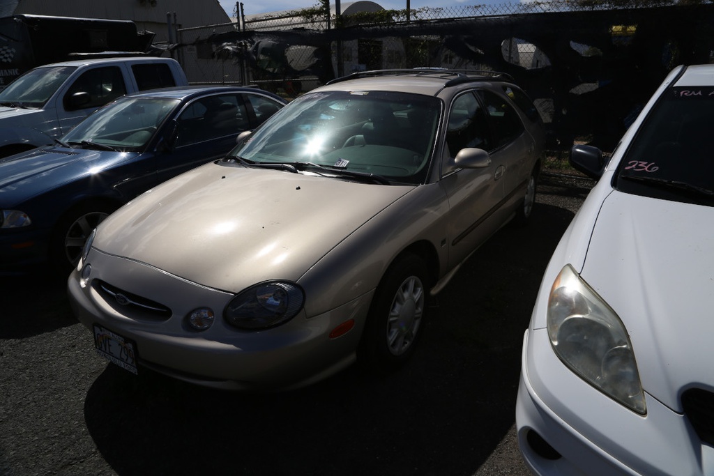 FORD Taurus 1998 GVE299