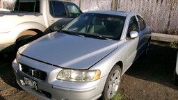 VOLV S60 2009 PXE546-HH