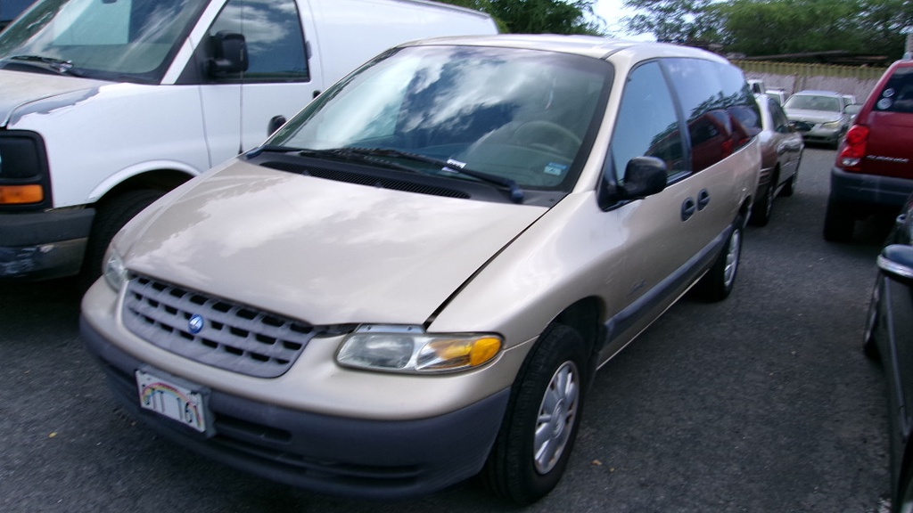 PLYM Voyager 1998 GTT161