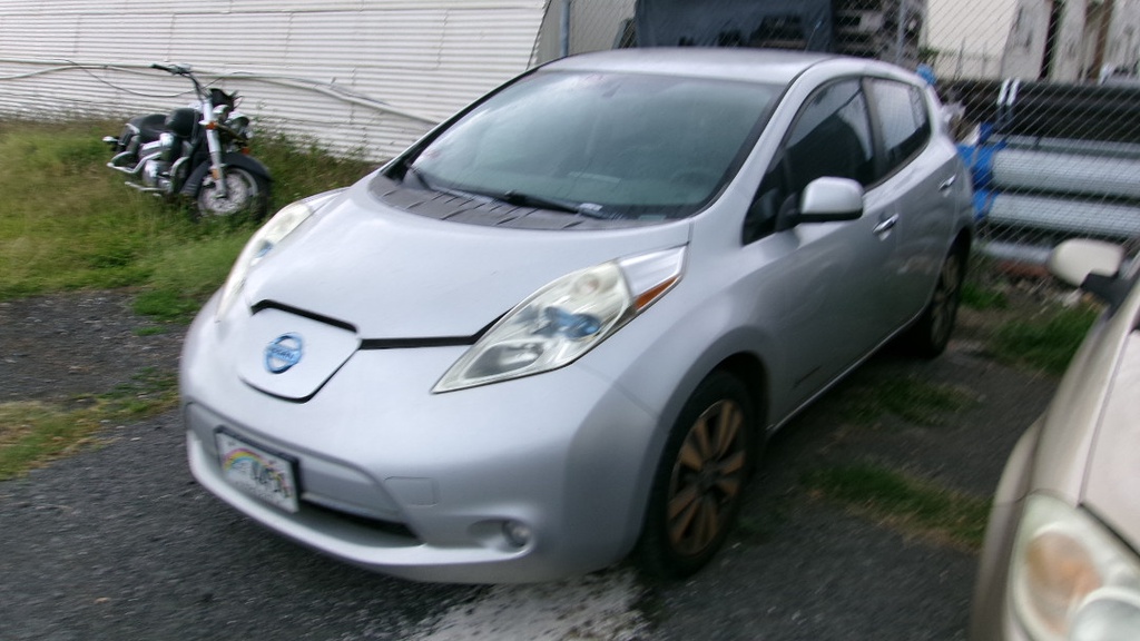 NISS Leaf 2013 EV445G-KK